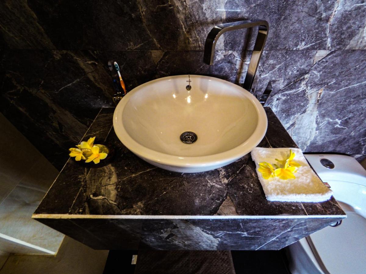 Jingga 111 Hotell Jimbaran Eksteriør bilde